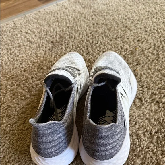 New Balance White and Gray Athletic Shoes - Picture 3 of 5